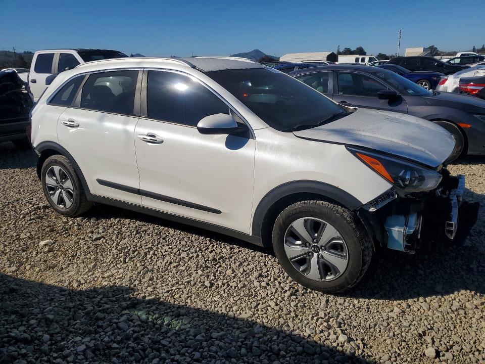 Photo 4 from auction – 2020 KIA NIRO with VIN KNDCB3LC7L5367161