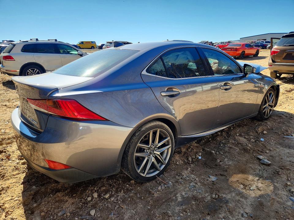 Photo 3 from auction – 2017 LEXUS IS300 with VIN JTHCM1D20H5017879