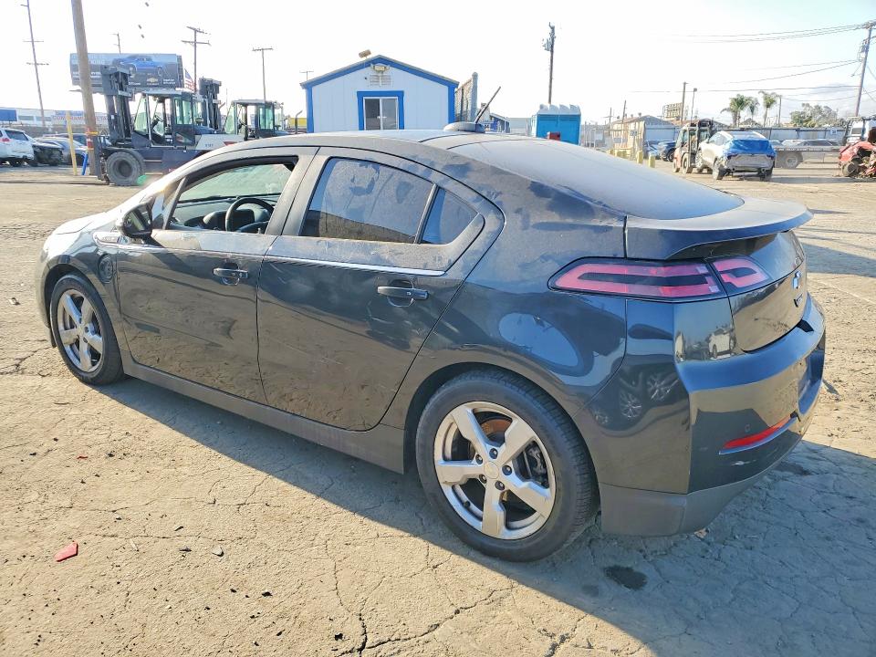 Photo 2 from auction – 2015 CHEVROLET VOLT with VIN 1G1RC6E48FU140577