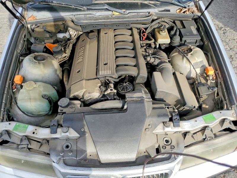 Фото 11 с аукциона – 1993 BMW 325 с VIN WBACB4316PFL08359