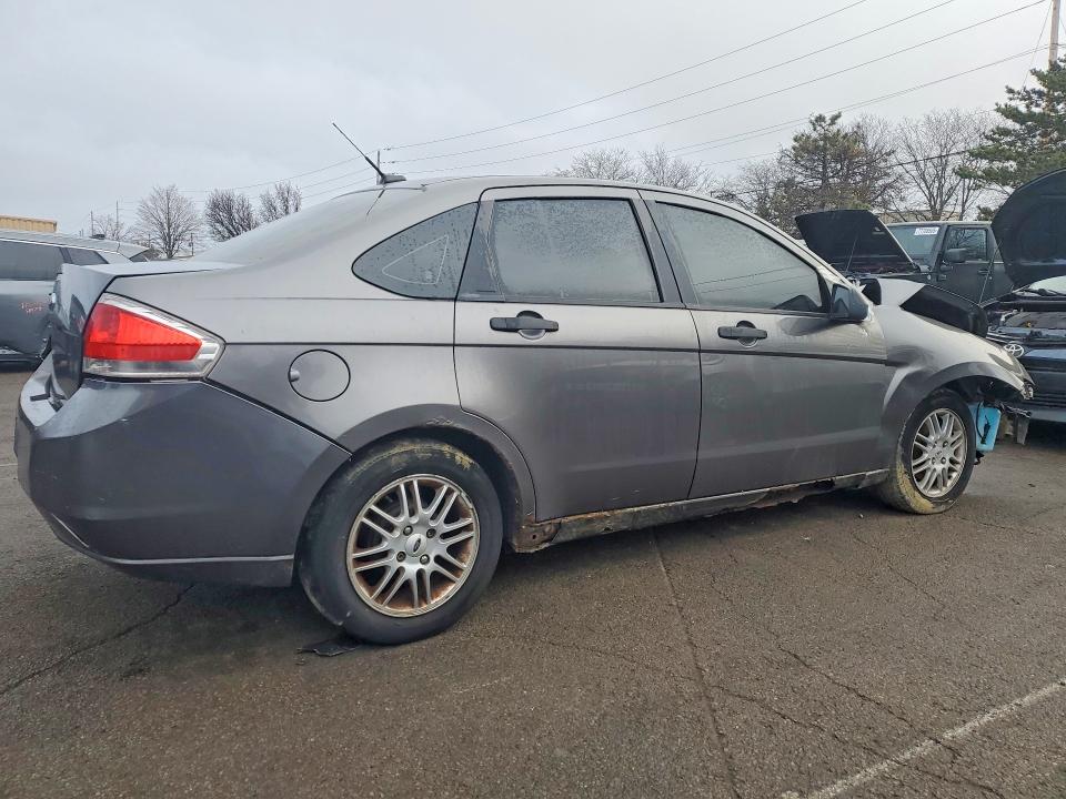 Photo 3 from auction – 2010 FORD FOCUS with VIN 1FAHP3FN2AW225348