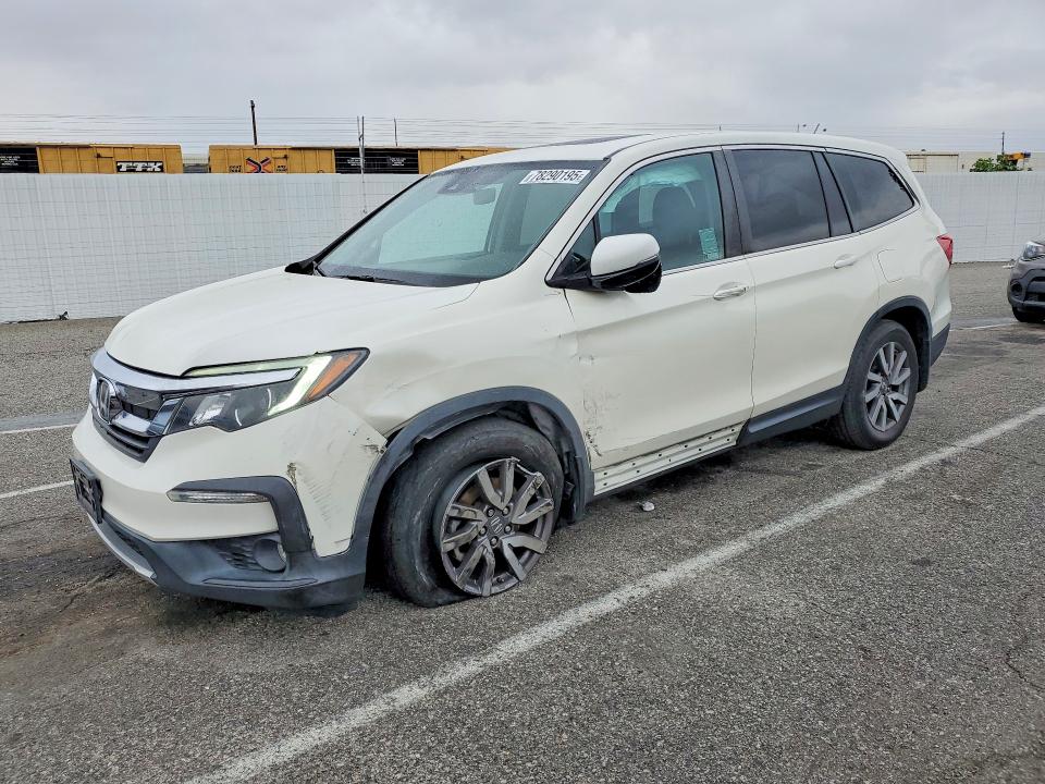 HONDA PILOT 2019 with VIN 5FNYF5H53KB027034 - Photo from auction