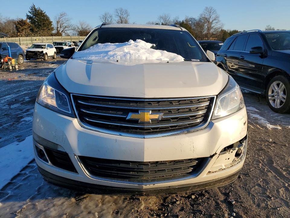 Photo 5 from auction – 2014 CHEVROLET TRAVERSE with VIN 1GNKVGKD3EJ366904
