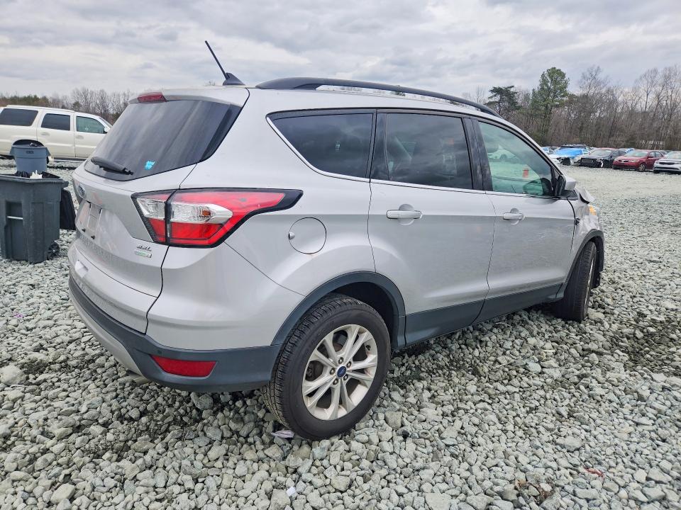 Photo 3 from auction – 2018 FORD ESCAPE with VIN 1FMCU0HD0JUB20086