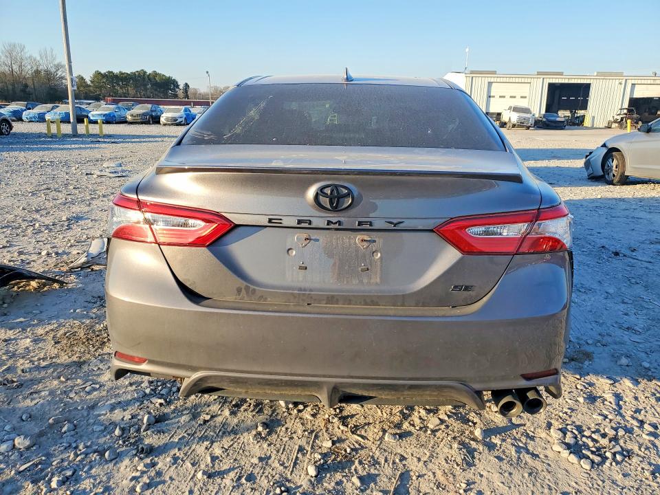 Photo 6 from auction – 2020 TOYOTA CAMRY with VIN 4T1G11AK4LU858288