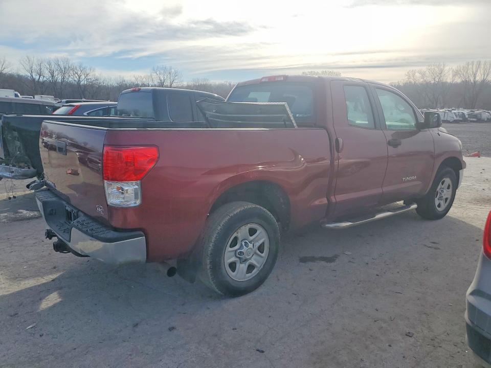 Photo 3 from auction – 2010 TOYOTA TUNDRA with VIN 5TFRM5F10AX010688
