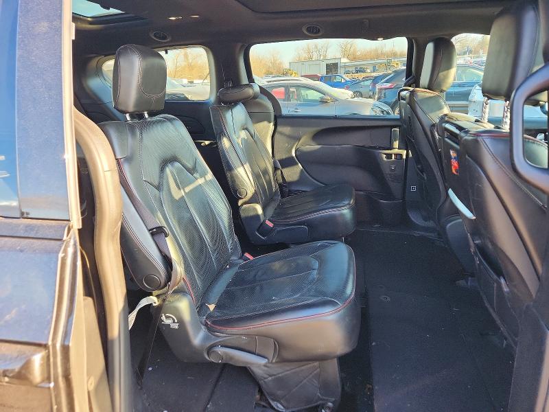 Photo 11 from auction – 2020 CHRYSLER PACIFICA with VIN 2C4RC1GG7LR111663