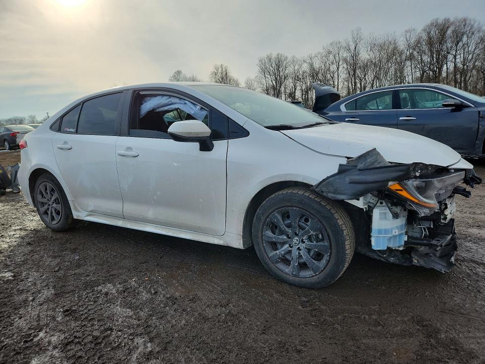 Photo 4 from auction – 2022 TOYOTA COROLLA with VIN 5YFEPMAE2NP353419