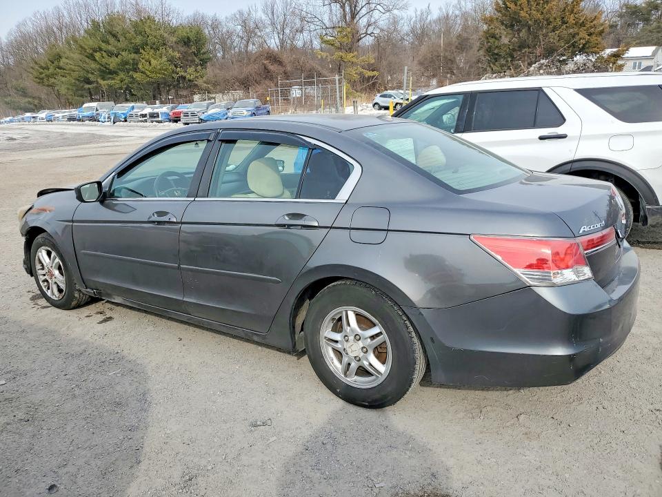 Photo 2 from auction – 2011 HONDA ACCORD EXL with VIN 1HGCP2F81BA021875