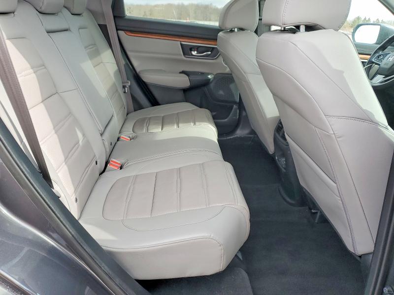 Photo 11 from auction – 2017 HONDA CR-V with VIN 2HKRW2H81HH625985