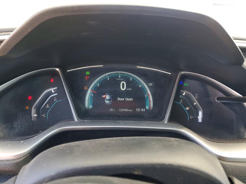 Photo 9 from auction – 2017 HONDA CIVIC with VIN 19XFC2F74HE039811