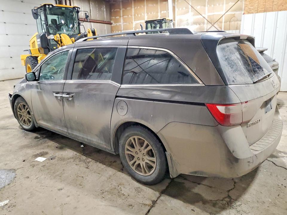 Photo 2 from auction – 2011 HONDA ODYSSEY with VIN 5FNRL5H49BB070717