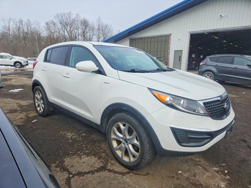 Photo 4 from auction – 2016 KIA SPORTAGE with VIN KNDPBCAC5G7878463