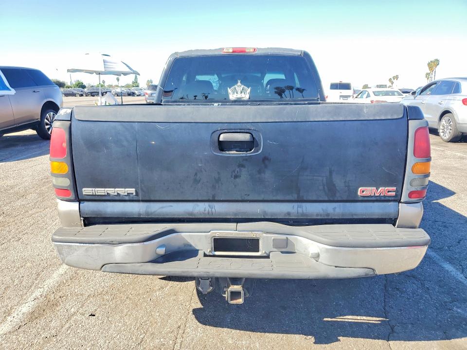 Photo 6 from auction – 2001 GMC NEW SIERRA with VIN 2GTEC19T811395373