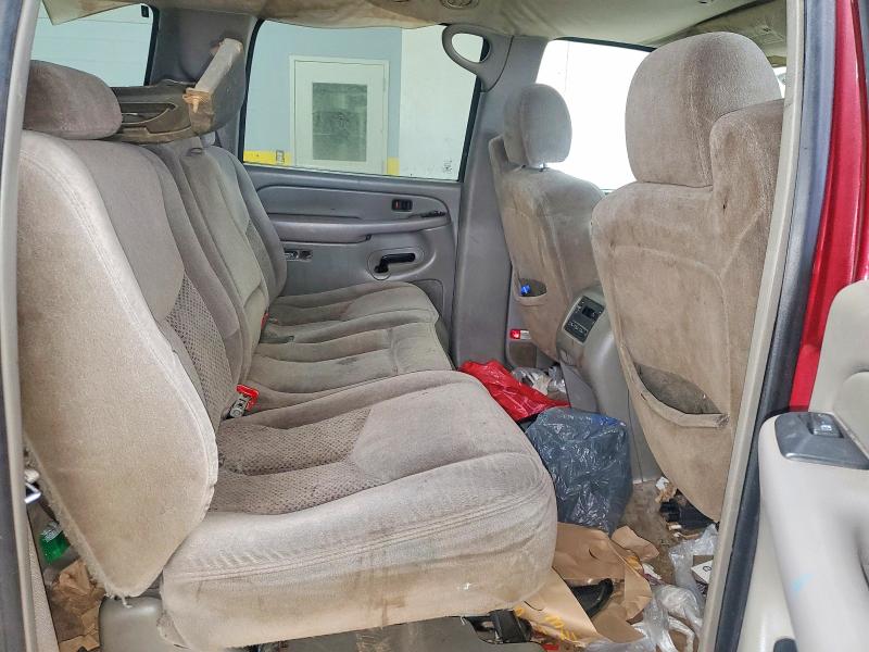 Photo 11 from auction – 2005 CHEVROLET SUBURBAN with VIN 1GNFK16Z65J257236