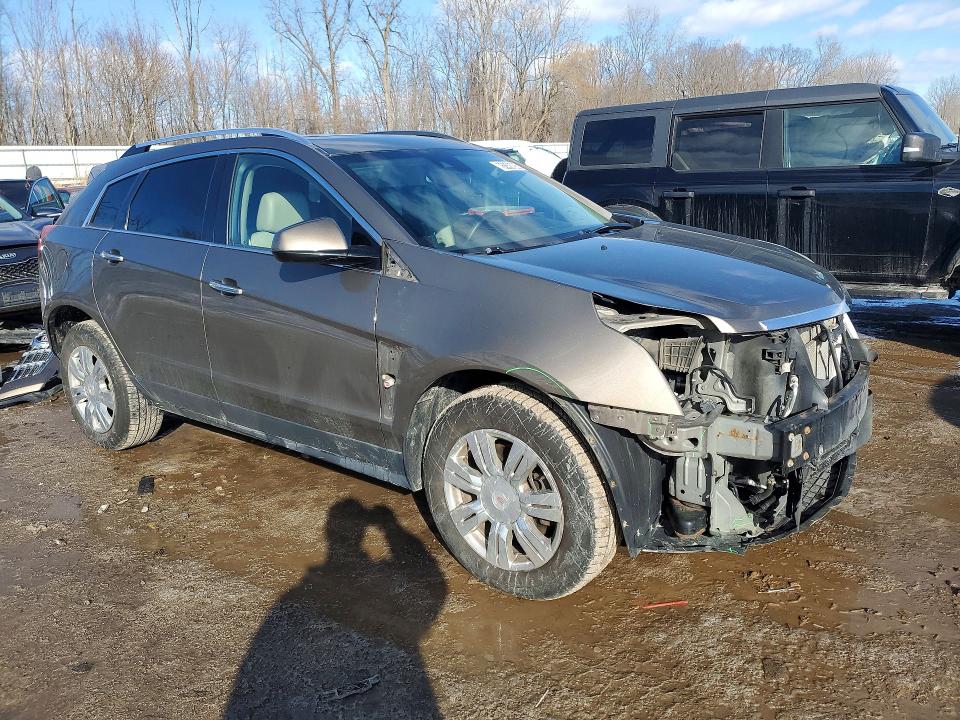 Zdjęcie 4 z aukcji – 2016 CADILLAC SRX z VIN 3GYFNBE32GS507327