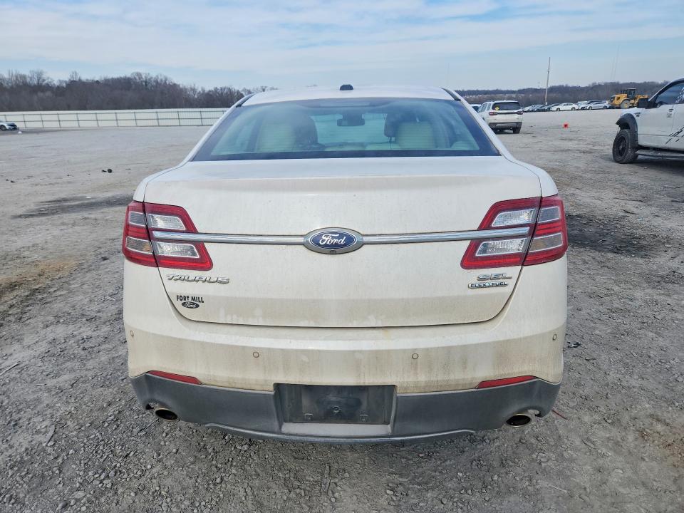 Photo 6 from auction – 2014 FORD TAURUS SEL with VIN 1FAHP2E87EG130550