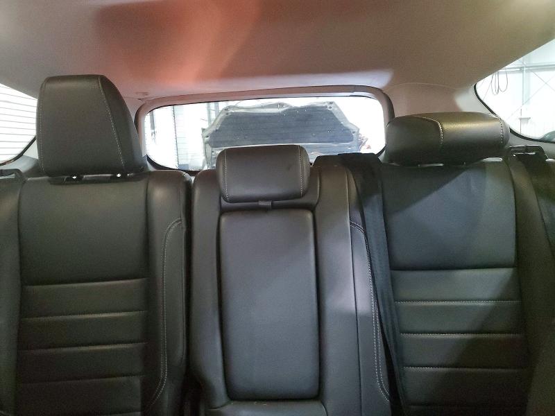 Photo 10 from auction – 2016 FORD ESCAPE with VIN 1FMCU9J92GUC43505