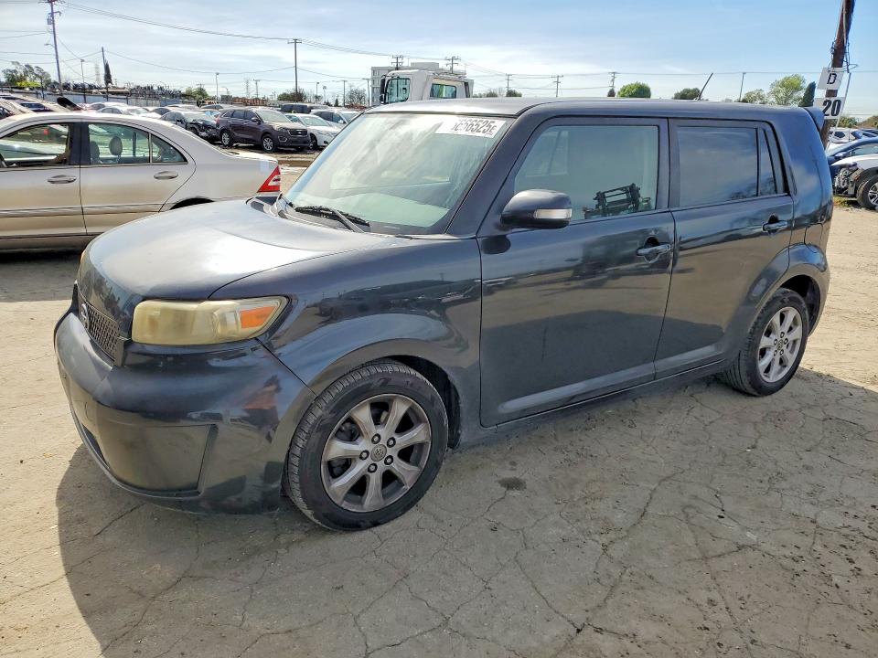 SCION XB 2008 con VIN JTLKE50E581047943 - Foto de la subasta