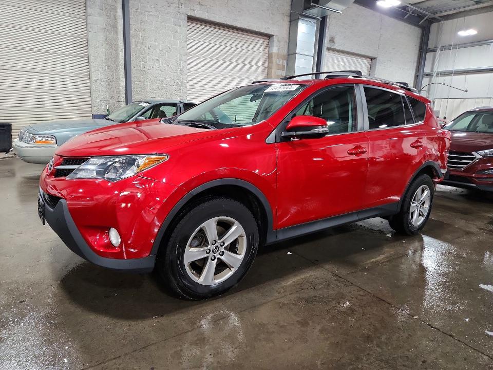 TOYOTA RAV4 2015 with VIN 2T3RFREV2FW248446 - Photo from auction