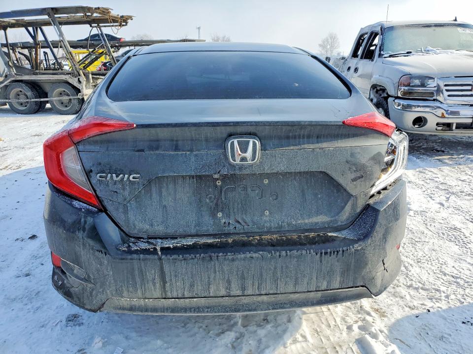 Photo 6 from auction – 2018 HONDA CIVIC with VIN 2HGFC2F59JH001906