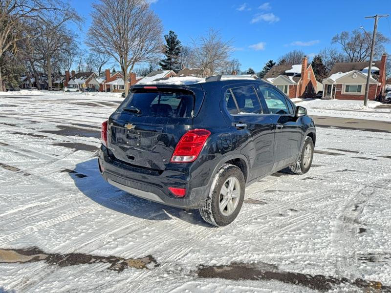 Photo 4 from auction – 2019 CHEVROLET TRAX 1LT with VIN 3GNCJPSB2KL254520