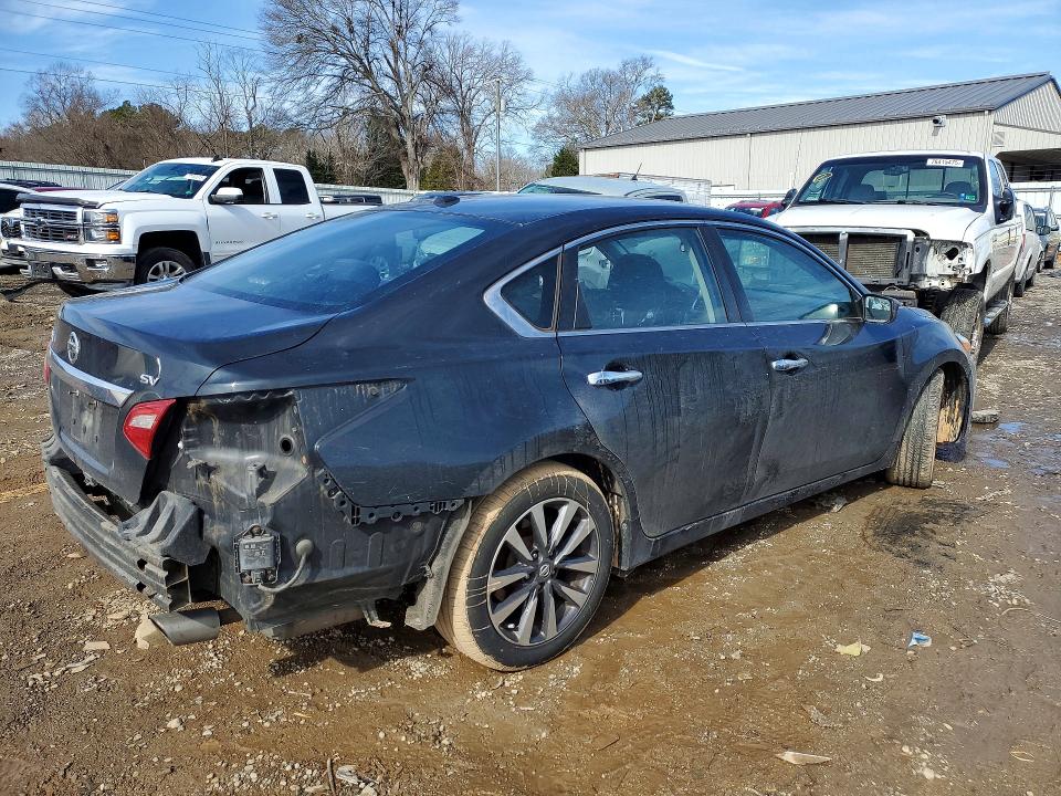 Photo 3 from auction – 2017 NISSAN ALTIMA with VIN 1N4AL3AP1HC229652