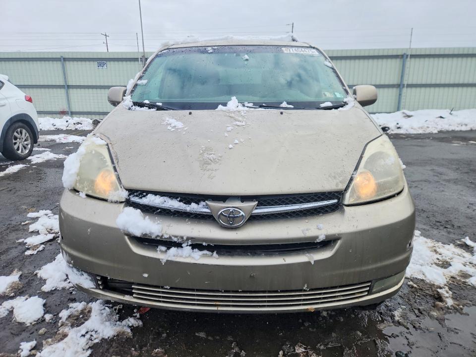 Photo 5 from auction – 2004 TOYOTA SIENNA XLE with VIN 5TDBA22CX4S024656