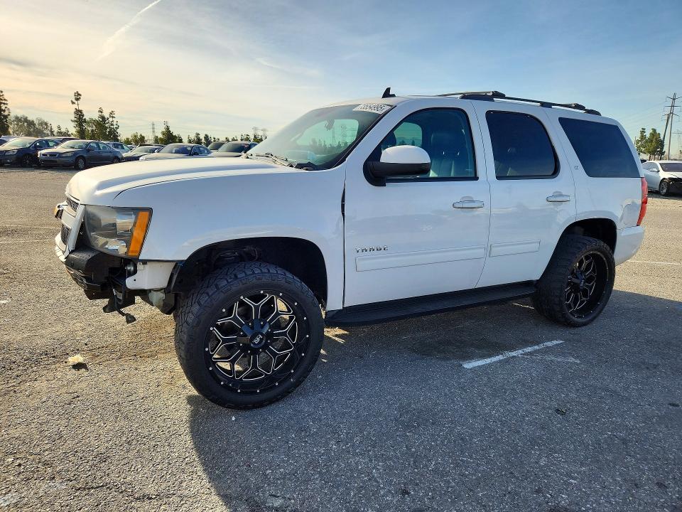 CHEVROLET TAHOE 2013 with VIN 1GNSCBE05DR160744 - Photo from auction