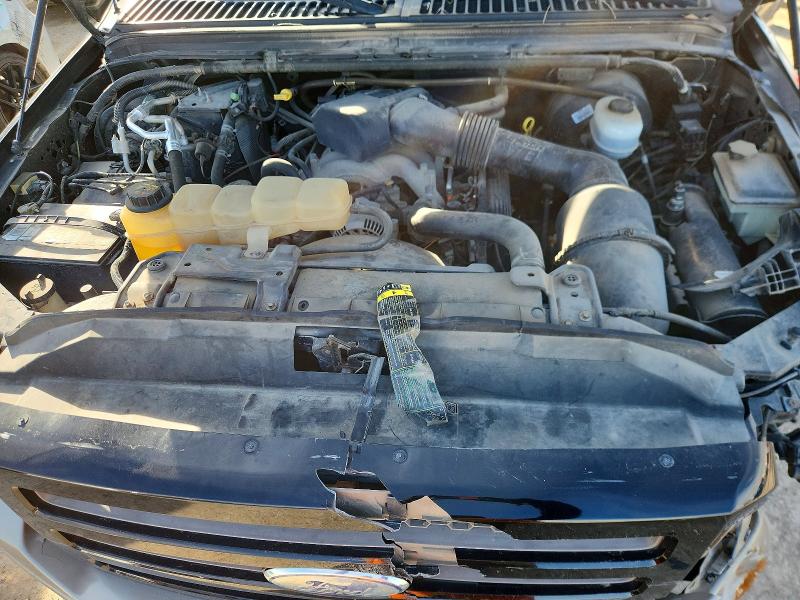 Photo 12 from auction – 2005 FORD EXCURSION with VIN 1FMNU45S35ED41264