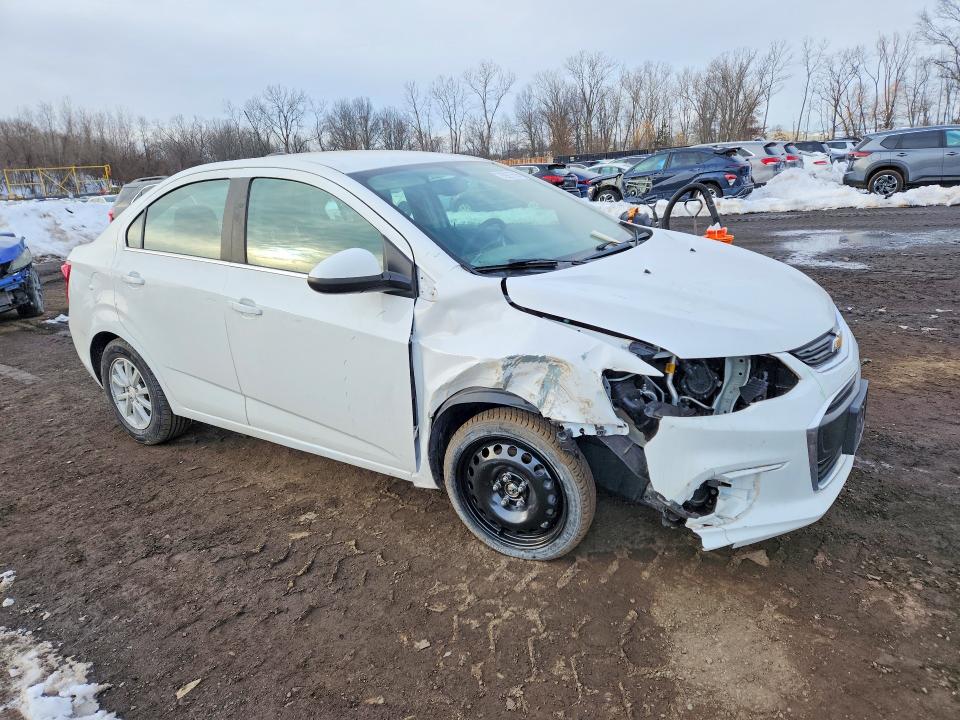 Photo 4 from auction – 2018 CHEVROLET SONIC with VIN 1G1JD5SG2J4111748