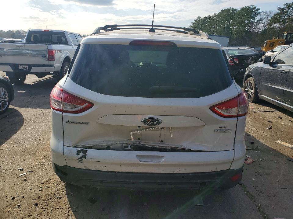 Photo 6 from auction – 2014 FORD ESCAPE with VIN 1FMCU0GX3EUC16179