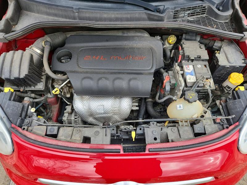 Photo 12 from auction – 2016 FIAT 500X with VIN ZFBCFXET0GP333556