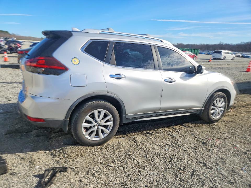 Photo 3 from auction – 2018 NISSAN ROGUE with VIN KNMAT2MT6JP502046