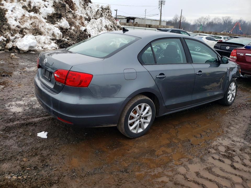 Photo 3 from auction – 2012 VOLKSWAGEN JETTA with VIN 3VWDP7AJXCM311916