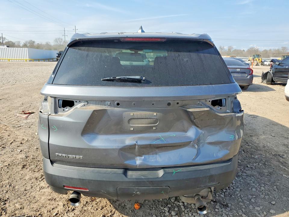 Photo 6 from auction – 2019 CHEVROLET TRAVERSE L with VIN 1GNERFKW0KJ232571
