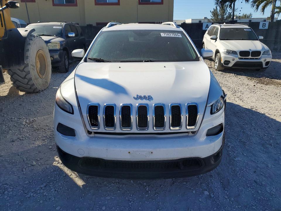 Photo 5 from auction – 2014 JEEP CHEROKEE L with VIN 1C4PJMCS8EW268489