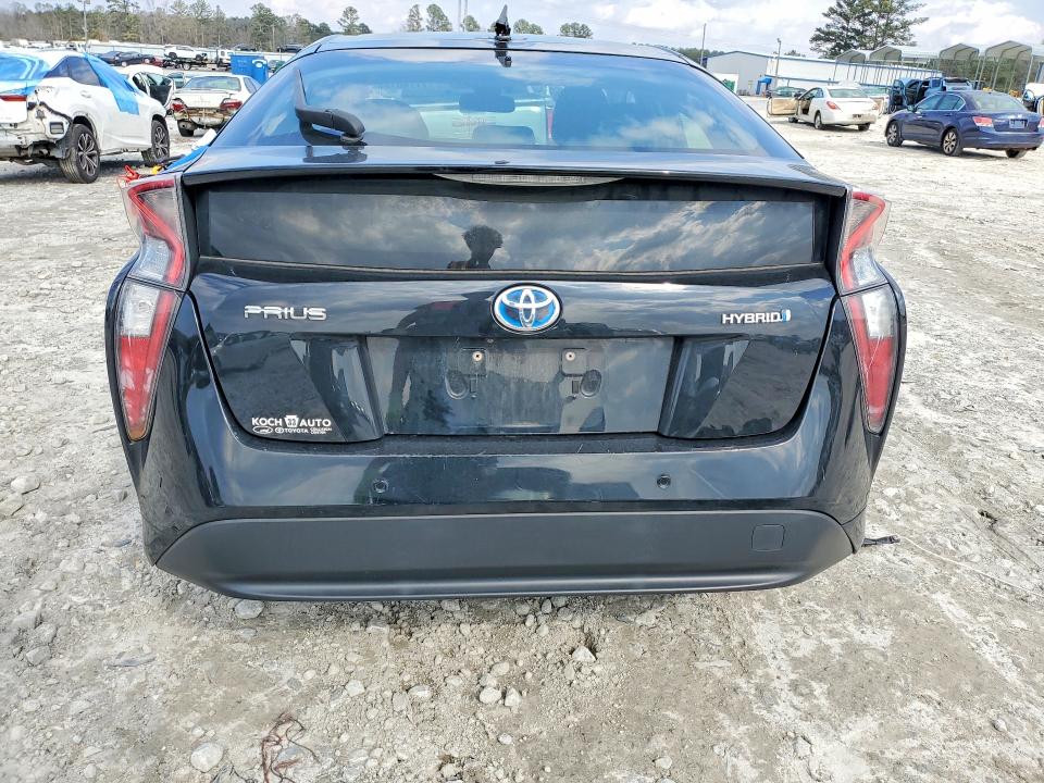 Photo 6 from auction – 2017 TOYOTA PRIUS with VIN JTDKARFU4H3540174