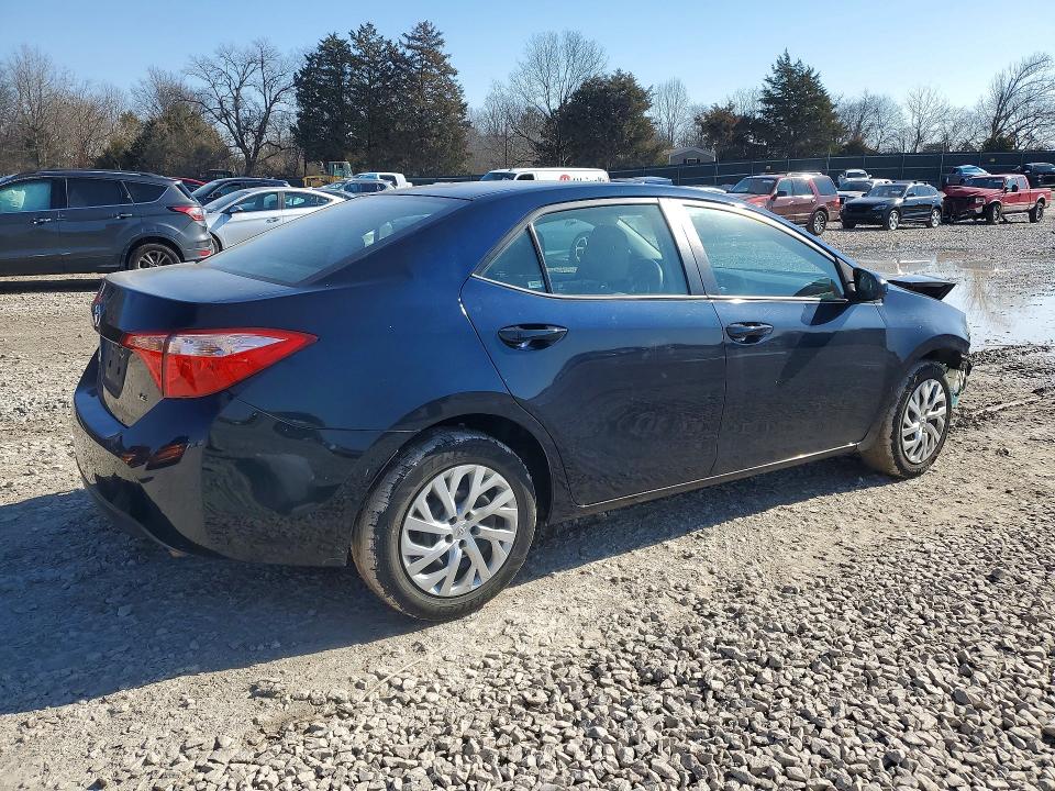 Photo 3 from auction – 2017 TOYOTA COROLLA with VIN 5YFBURHE9HP734557