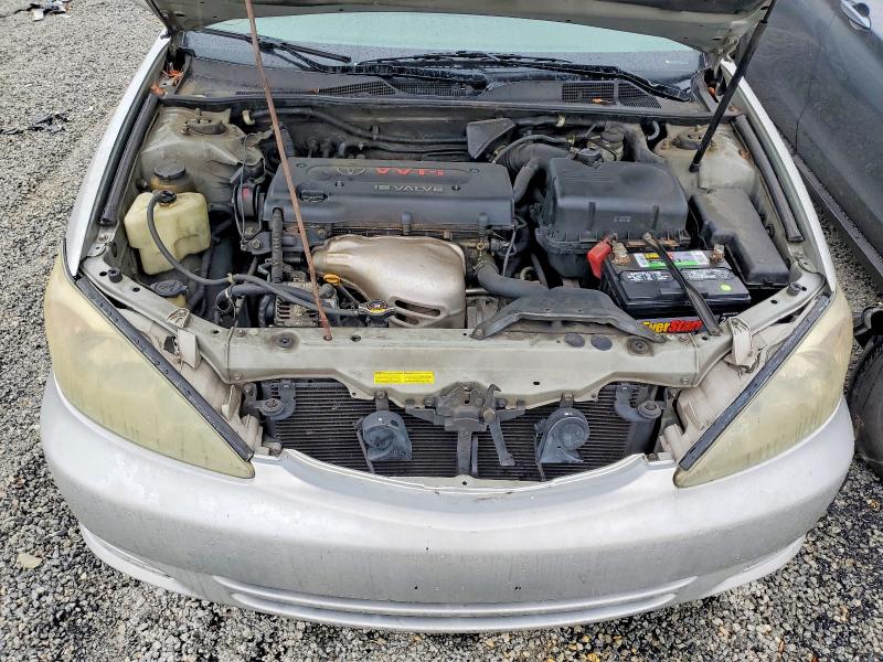 Photo 11 from auction – 2003 TOYOTA CAMRY with VIN 4T1BE32K93U763833
