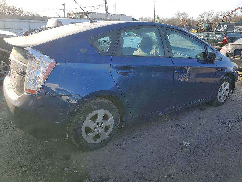 Photo 3 from auction – 2010 TOYOTA PRIUS with VIN JTDKN3DU1A0061707