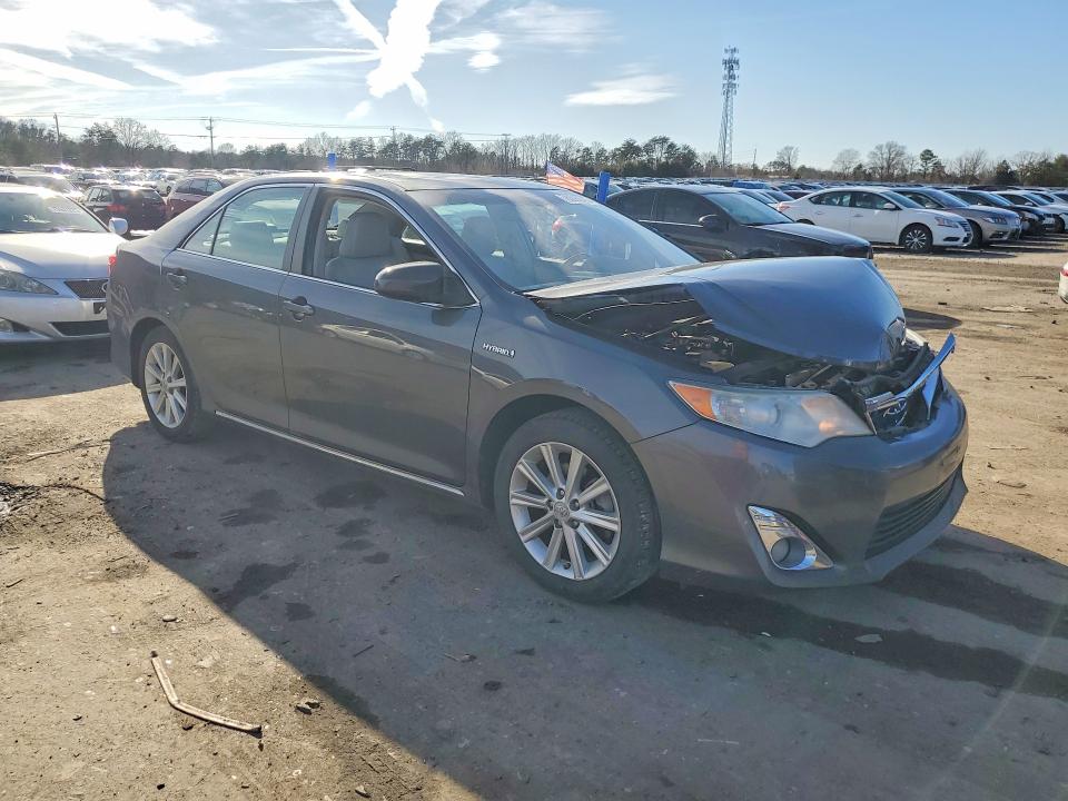 Photo 4 from auction – 2012 TOYOTA CAMRY with VIN 4T1BD1FK7CU021013