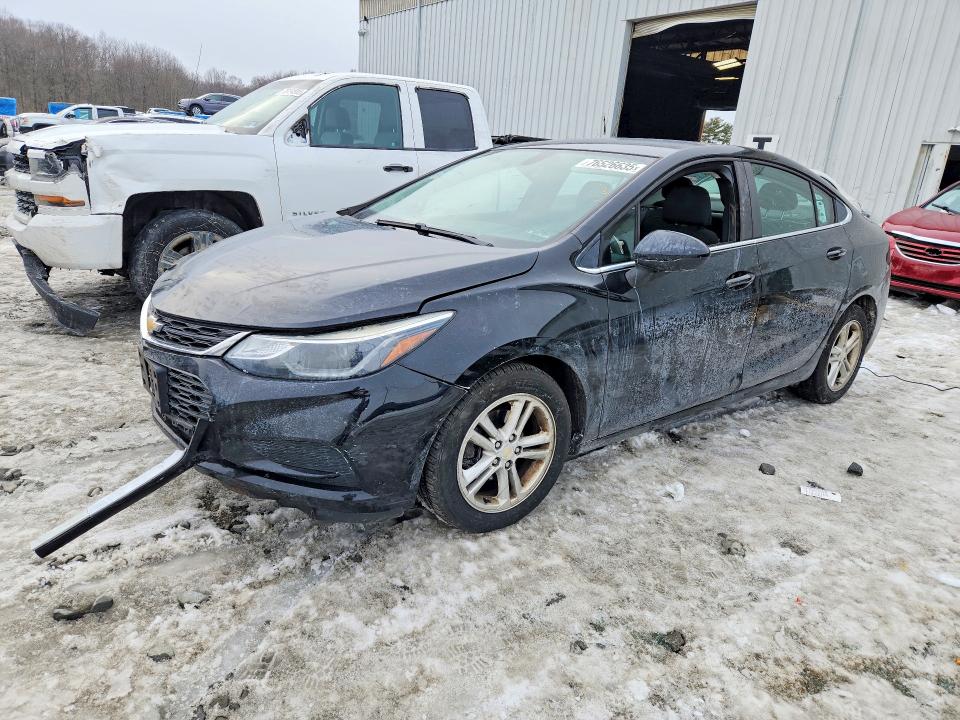 CHEVROLET CRUZE 2018 with VIN 1G1BE5SM6J7109345 - Photo from auction