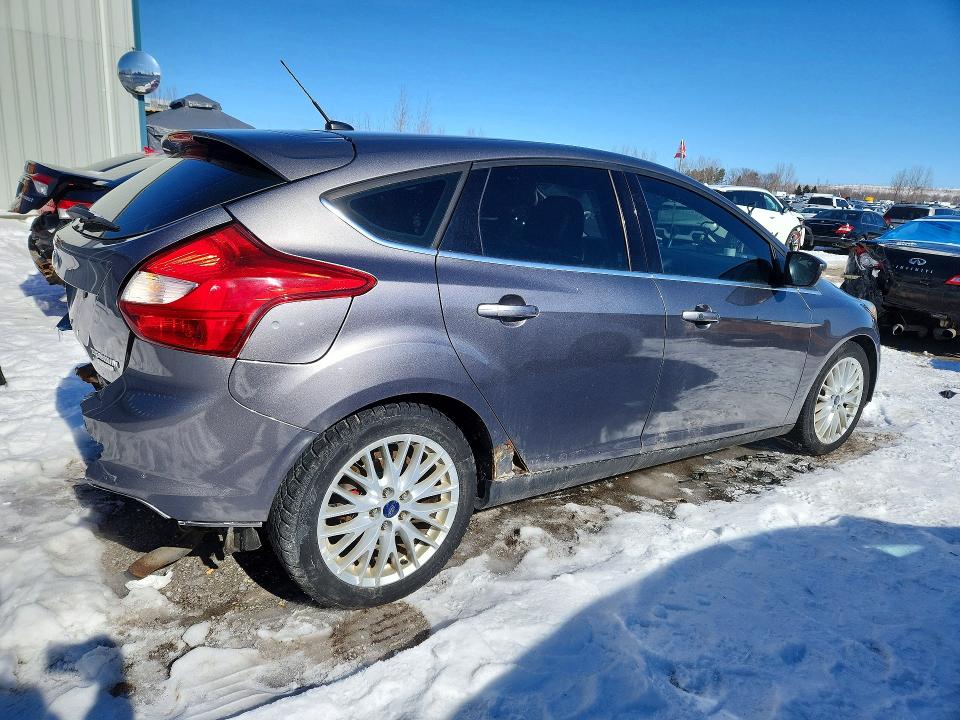 Photo 3 from auction – 2013 FORD FOCUS with VIN 1FADP3N25DL345916