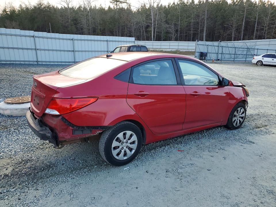Фото 3 с аукциона – 2016 HYUNDAI ACCENT SE с VIN KMHCT4AE4GU072789