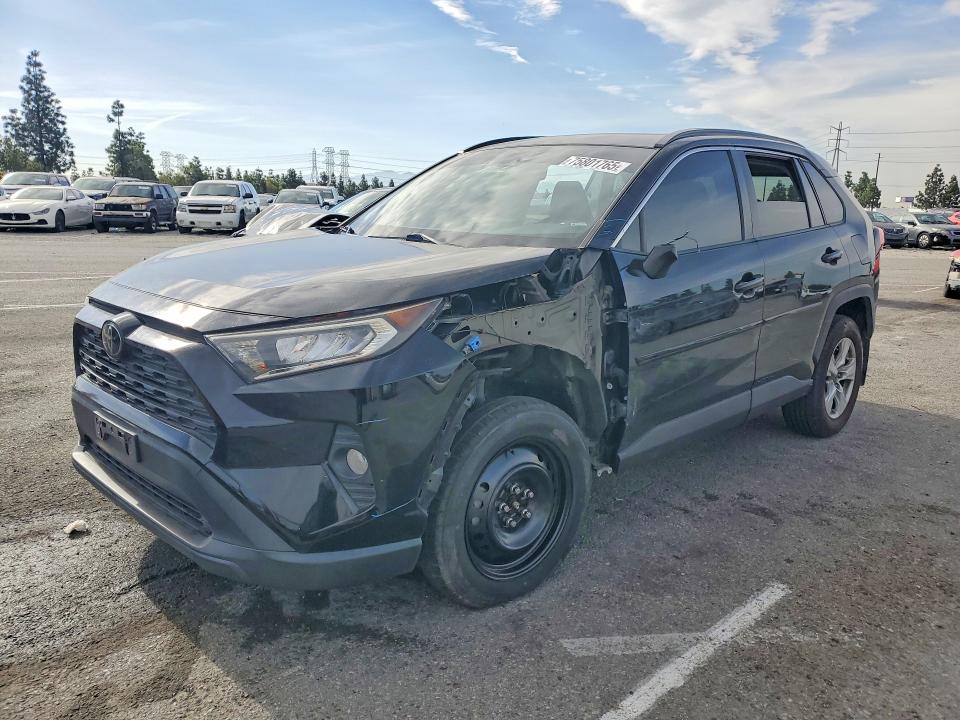 TOYOTA RAV4 2019 with VIN JTMW1RFV3KD028255 - Photo from auction