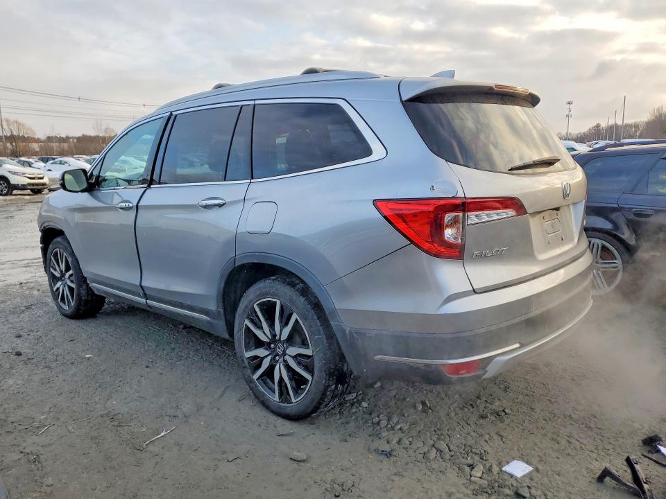 Photo 2 from auction – 2019 HONDA PILOT with VIN 5FNYF6H99KB063254
