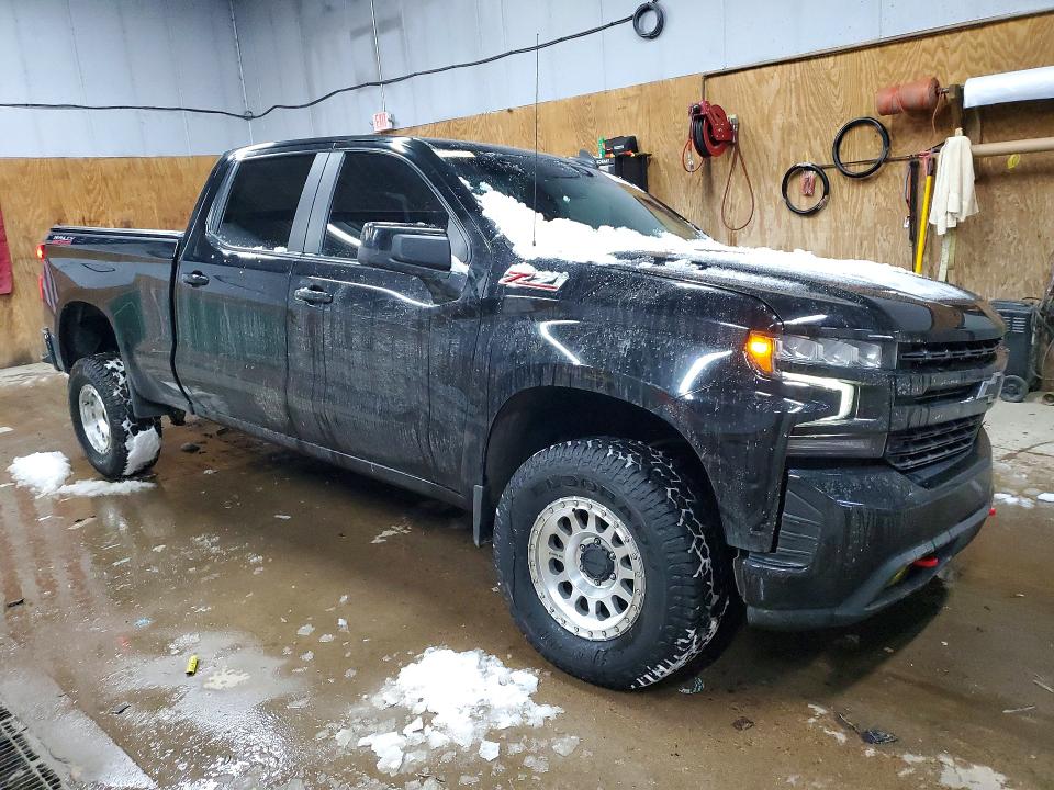 Photo 4 from auction – 2021 CHEVROLET SILVERADO with VIN 1GCPYFEDXMZ340554