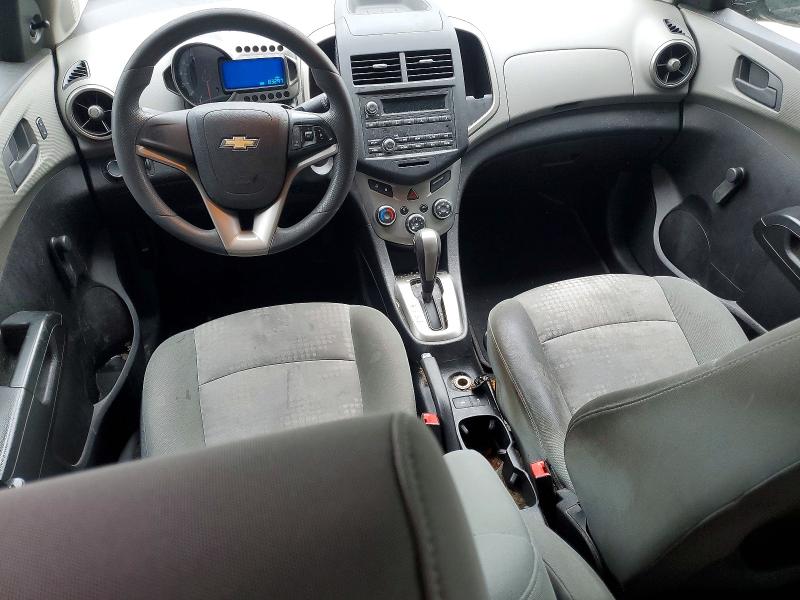 Foto 8 de la subasta – 2016 CHEVROLET SONIC con VIN 1G1JA5SG3G4175850