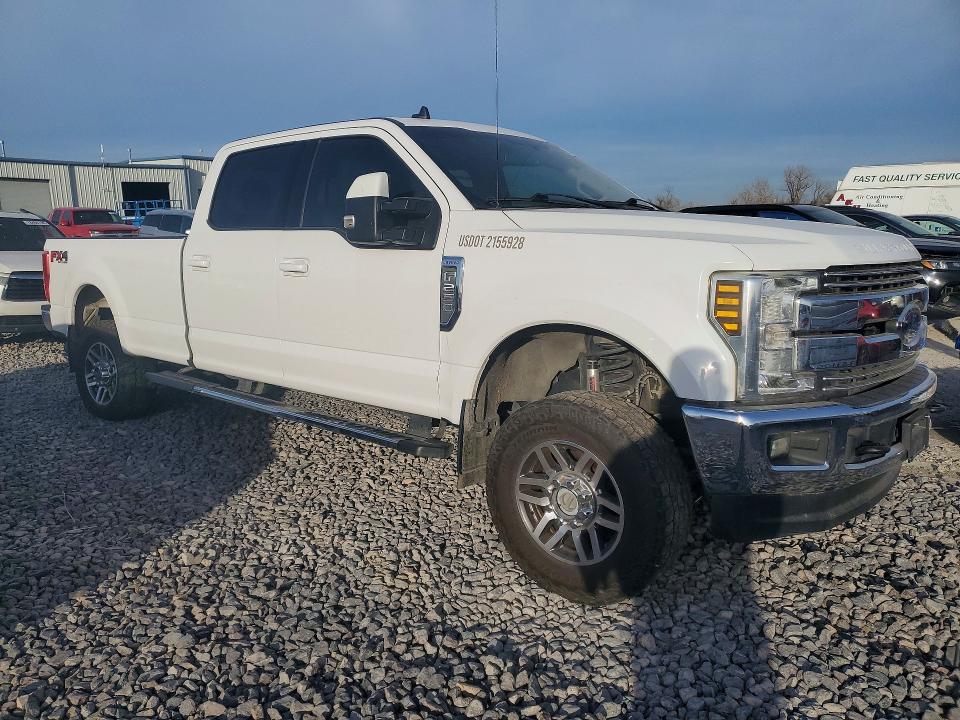 Photo 4 from auction – 2019 FORD F250 with VIN 1FT7W2B60KEE11379